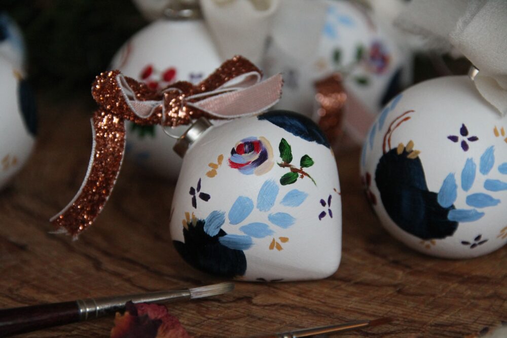 ceramic christmas ornament with rose